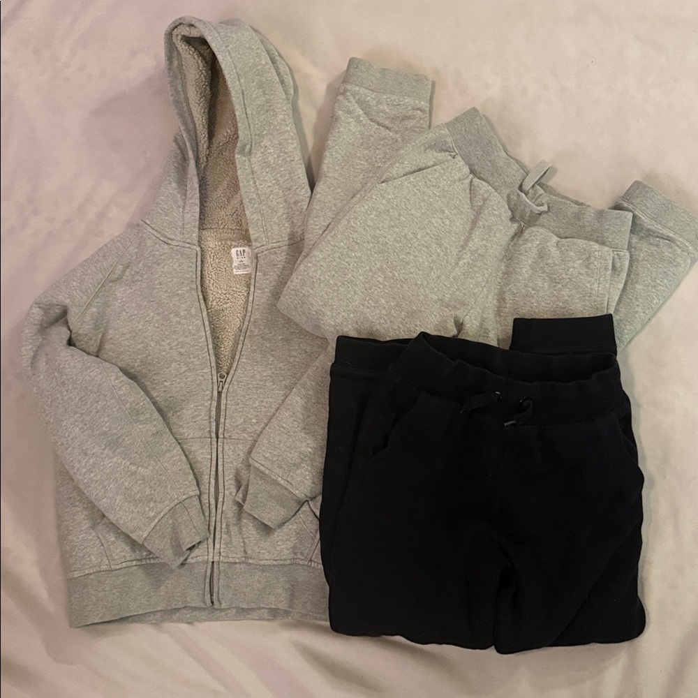 LOT - Gap Kids Sherpa-lined Hoodie/Joggers grey & black pants winter Boys L (10)
